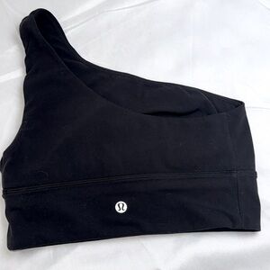 lululemon Align
Asymmetrical Bra
Light Support